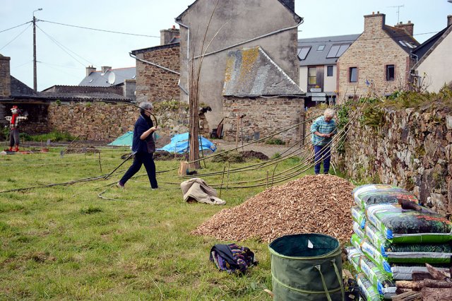 Préparation : les artistes ont la bêche