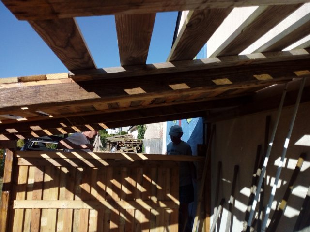 Construction de la cabane